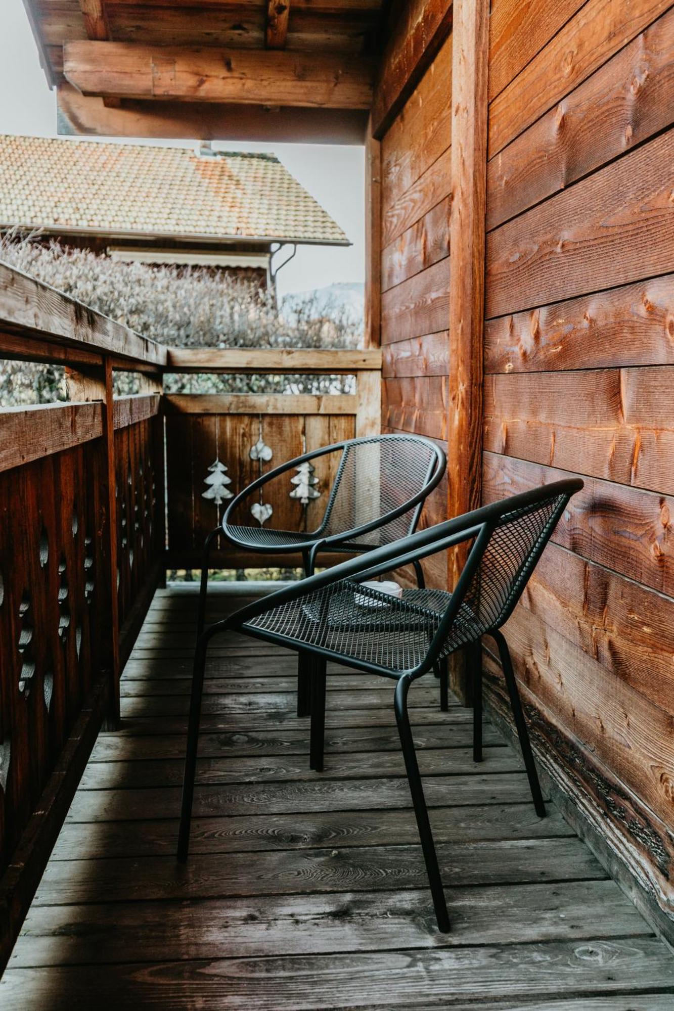 Hotel Restaurant La Ferme De Cupelin แซ็งต์-แฌร์เวส์-เลส์-แบ็งส์ ภายนอก รูปภาพ