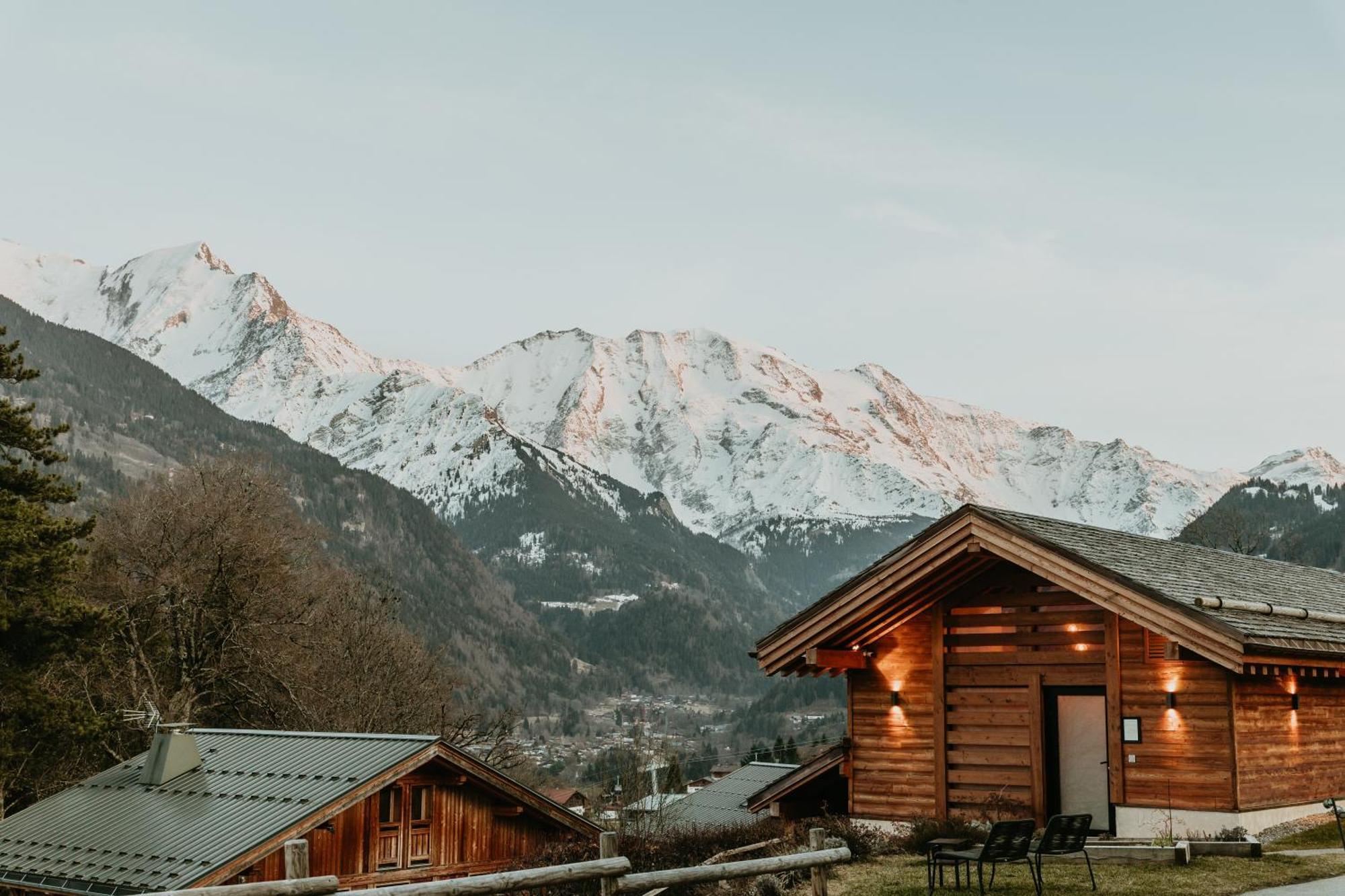 Hotel Restaurant La Ferme De Cupelin แซ็งต์-แฌร์เวส์-เลส์-แบ็งส์ ภายนอก รูปภาพ