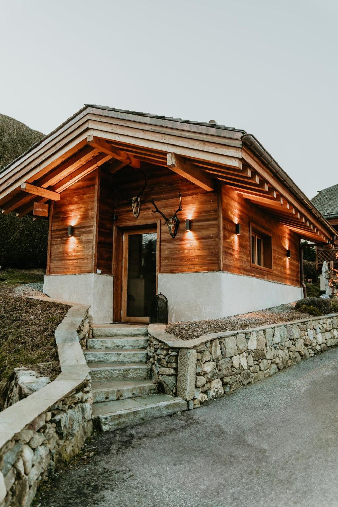 Hotel Restaurant La Ferme De Cupelin แซ็งต์-แฌร์เวส์-เลส์-แบ็งส์ ภายนอก รูปภาพ