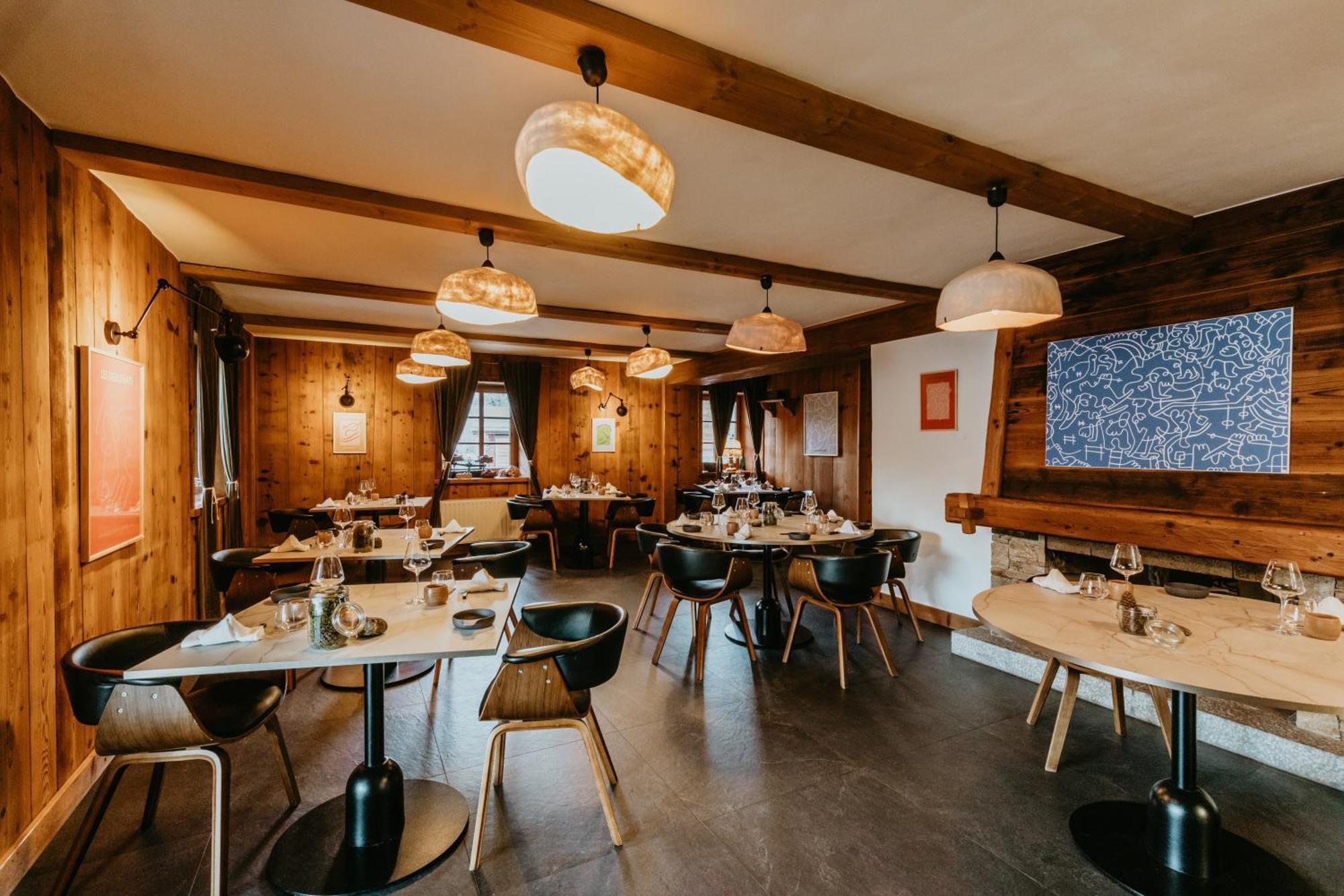 Hotel Restaurant La Ferme De Cupelin แซ็งต์-แฌร์เวส์-เลส์-แบ็งส์ ภายนอก รูปภาพ